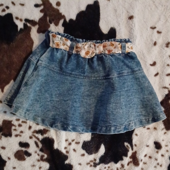 Little Lass Orange and Blue Blouse with Ruffle Detail - Picture 4 of 10